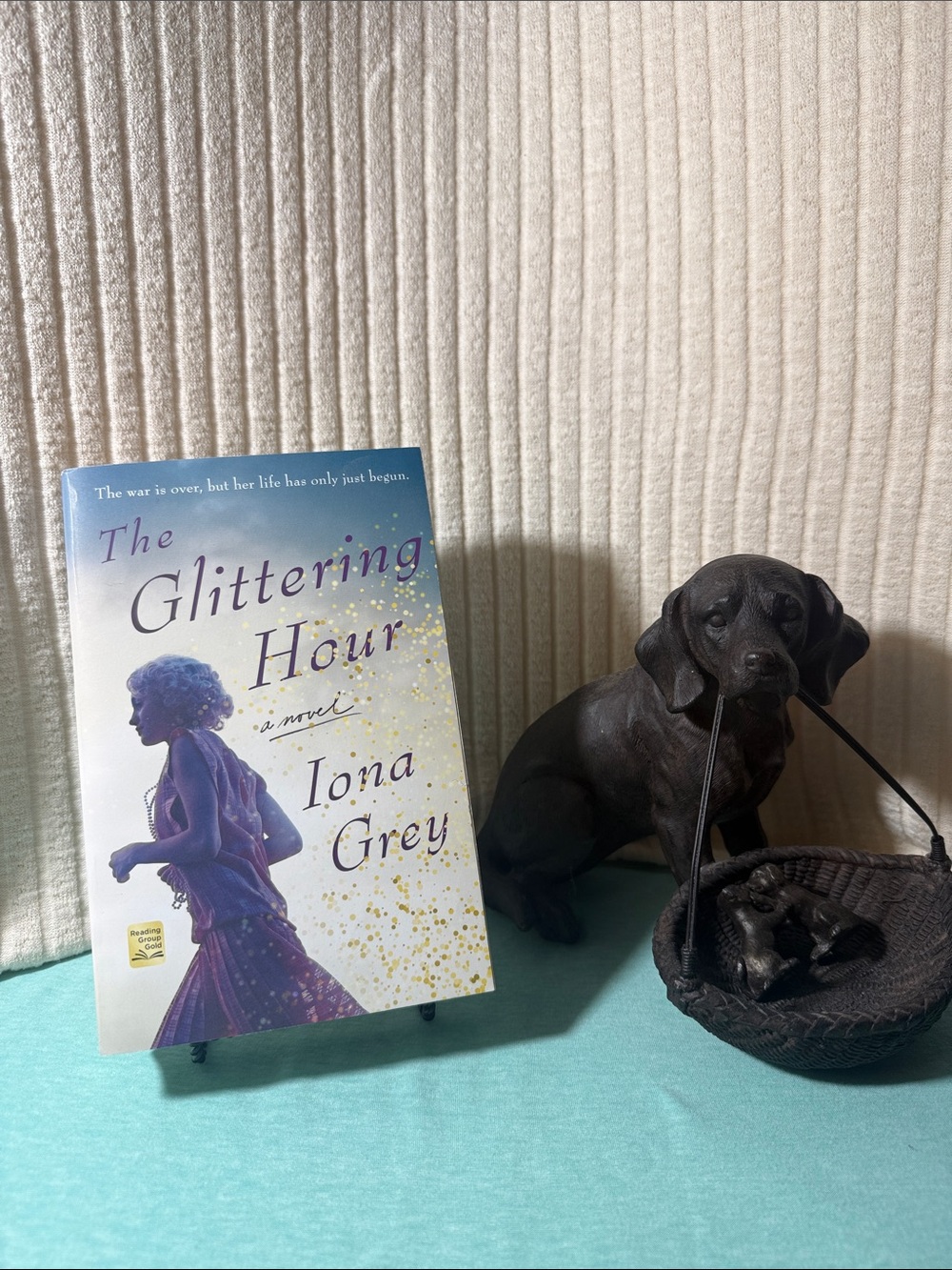 The Glittering Hour by Iona Grey